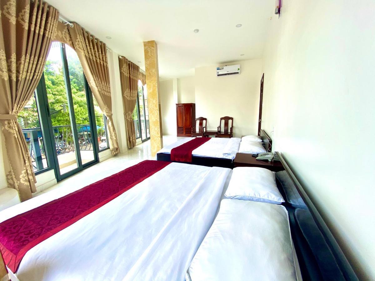 Phuong Nam Hotel Ap Tan An  Exterior photo