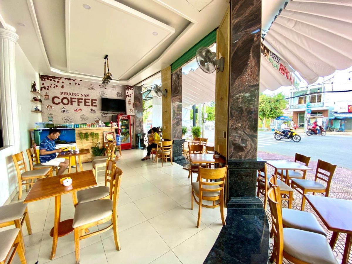 Phuong Nam Hotel Ap Tan An  Exterior photo
