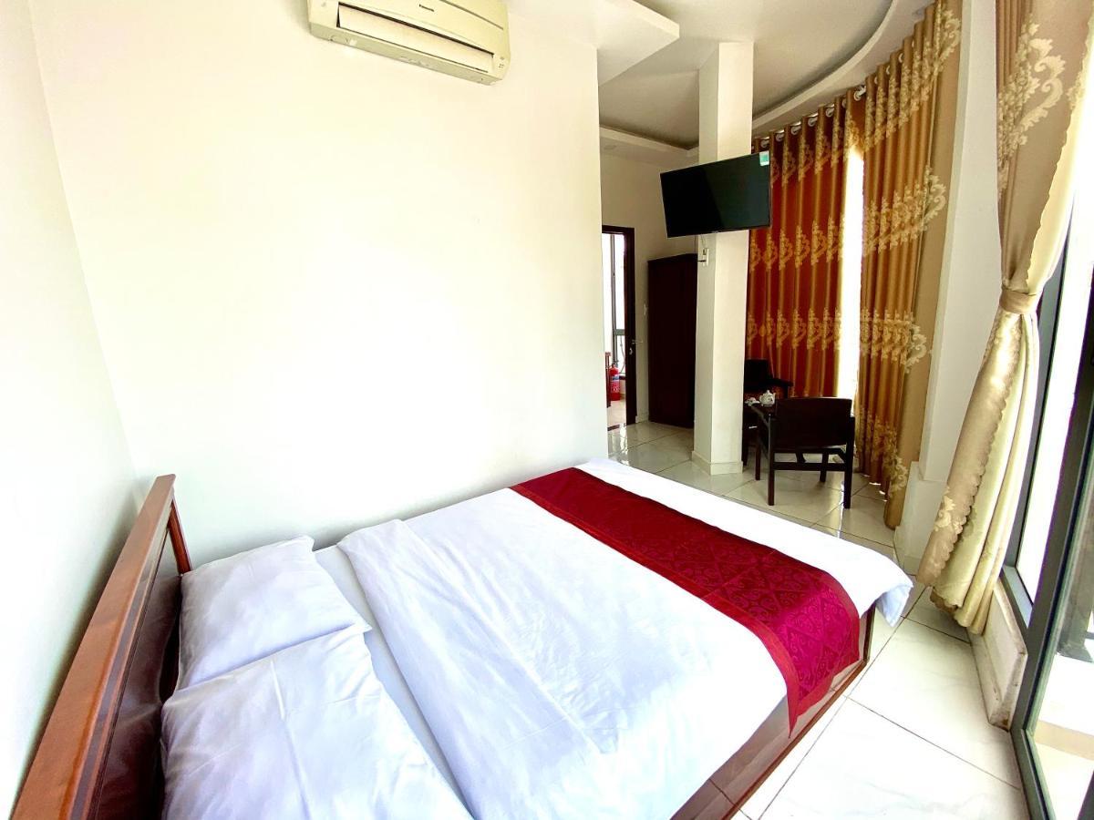 Phuong Nam Hotel Ap Tan An  Exterior photo