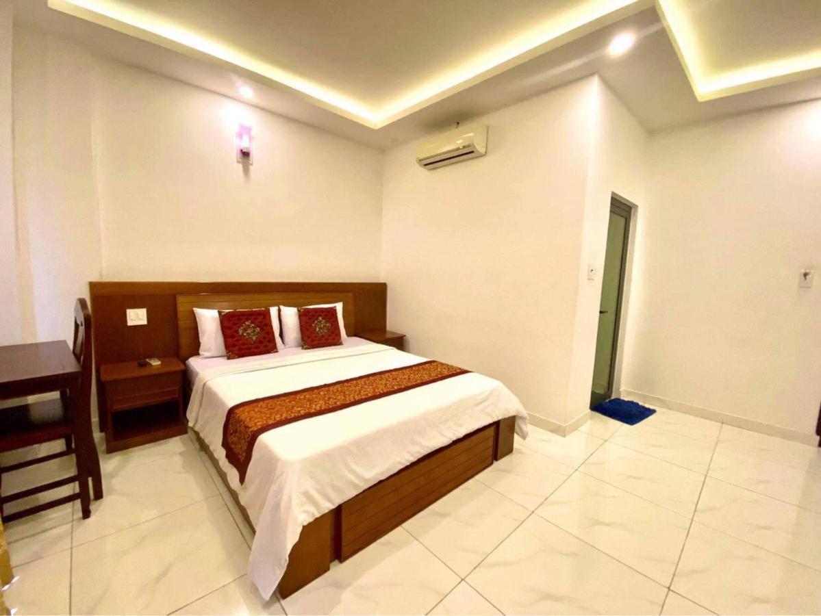 Phuong Nam Hotel Ap Tan An  Exterior photo