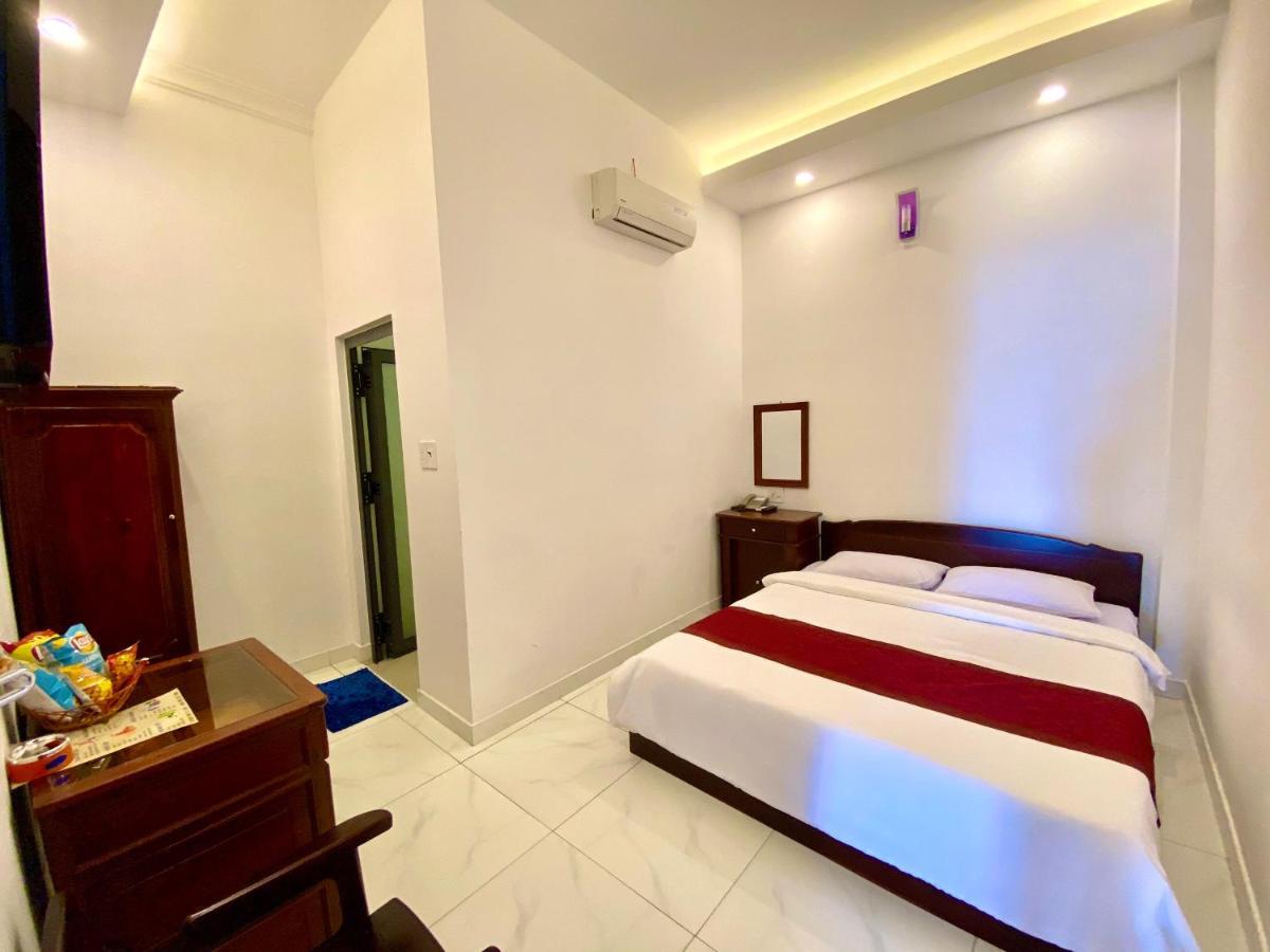 Phuong Nam Hotel Ap Tan An  Exterior photo